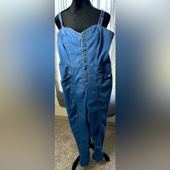 Pants - Cute button up strap jumpsuit